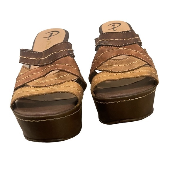 Passarela Brazil Terra Stitched Strap Leather Wedge Sandal; size 6 women’s - Picture 7 of 11